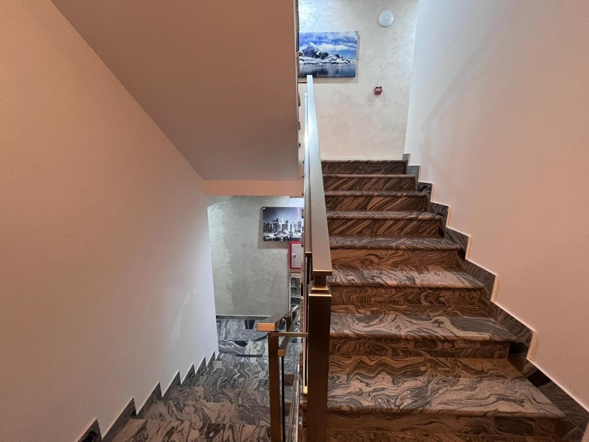Pearl Apartments Budva Bagian luar foto